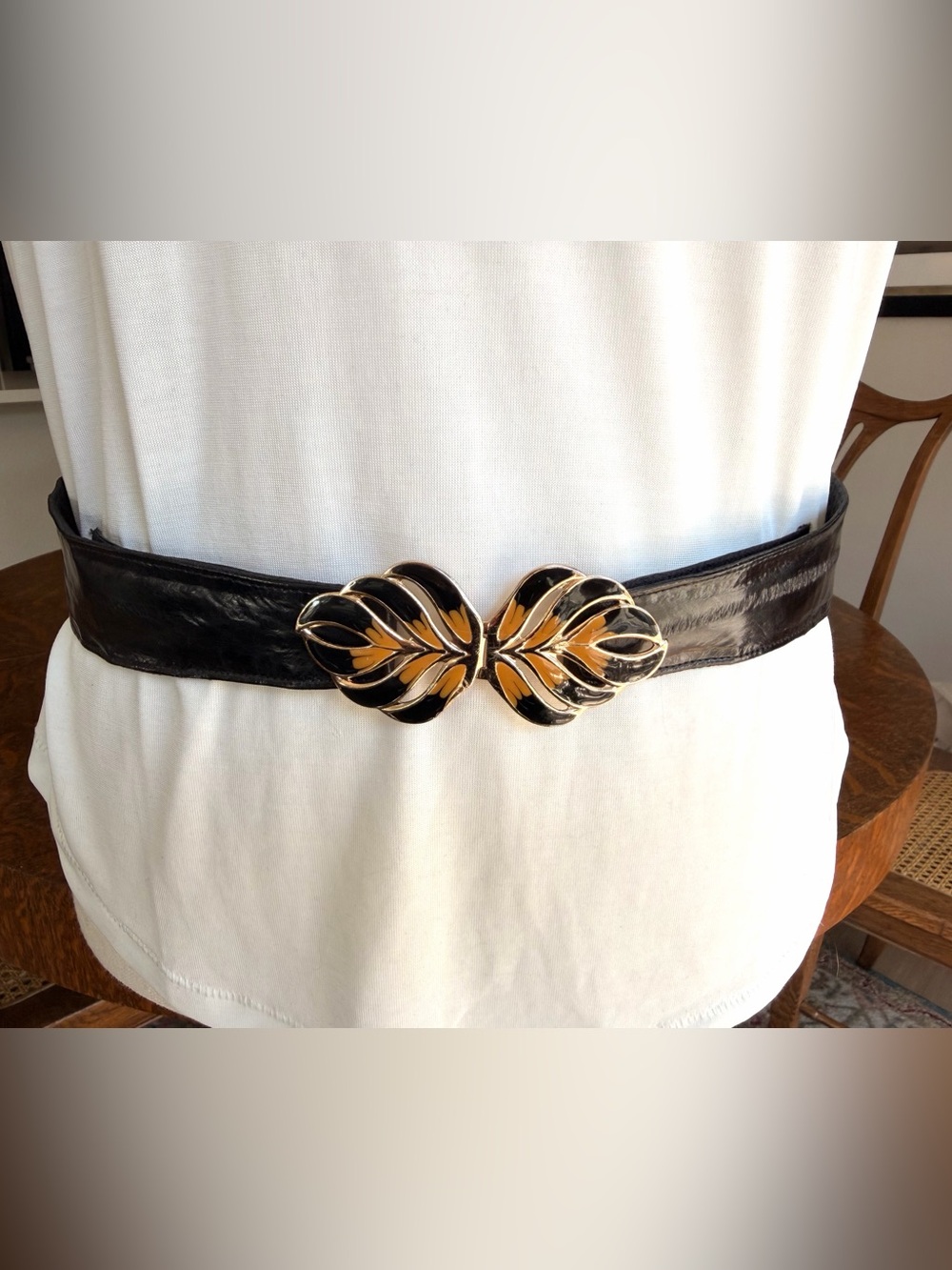Vintage Lee Sands Black Eel Skin Adjustable Belt | Black & Tan Enamel Leaf